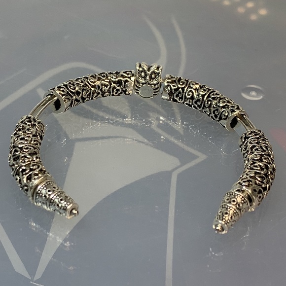 FILIGREE OWL BANGLE 5cm diameter - Picture 3 of 5